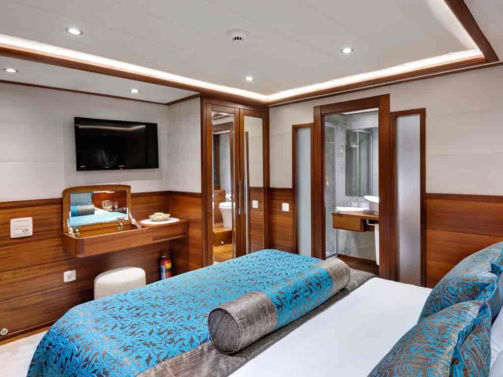 Boat picture 37