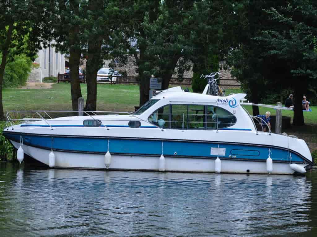 Boat picture 9
