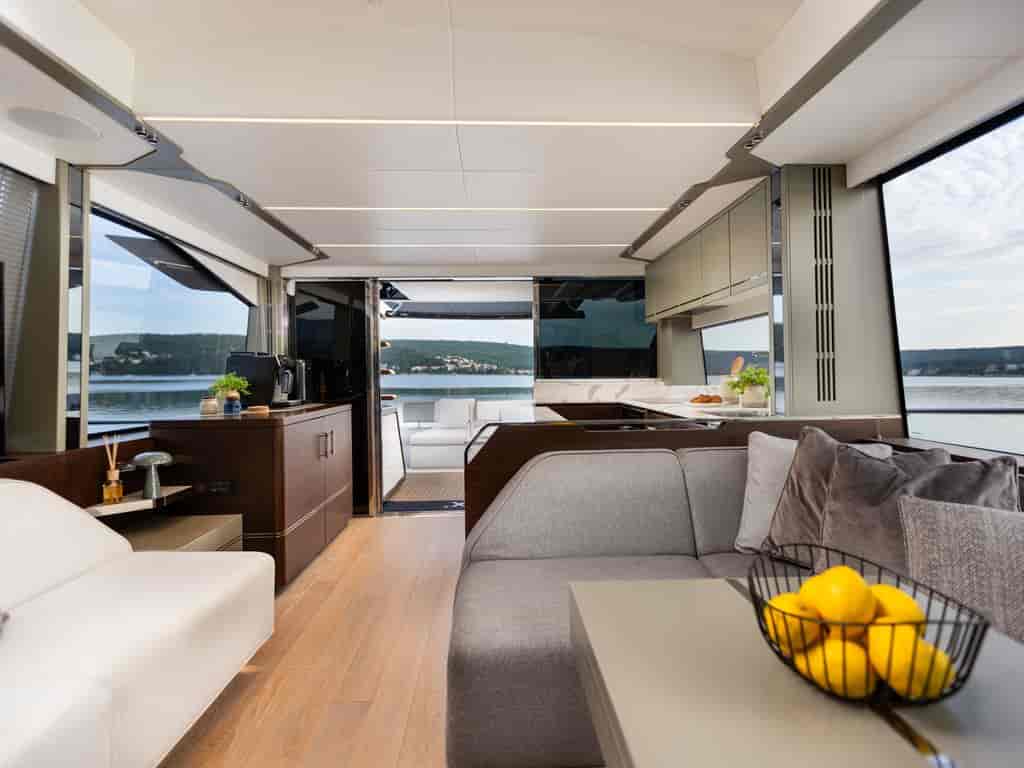 Boat picture 16