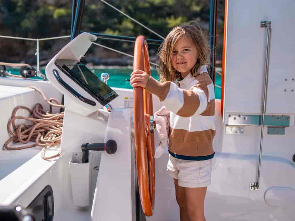Boat picture 16