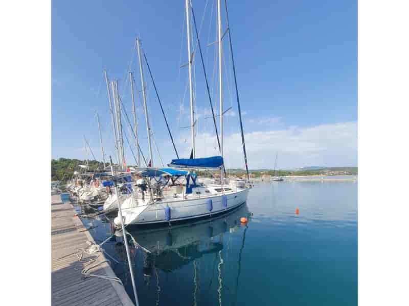 Photo of Deep Blue, image 1 of 3