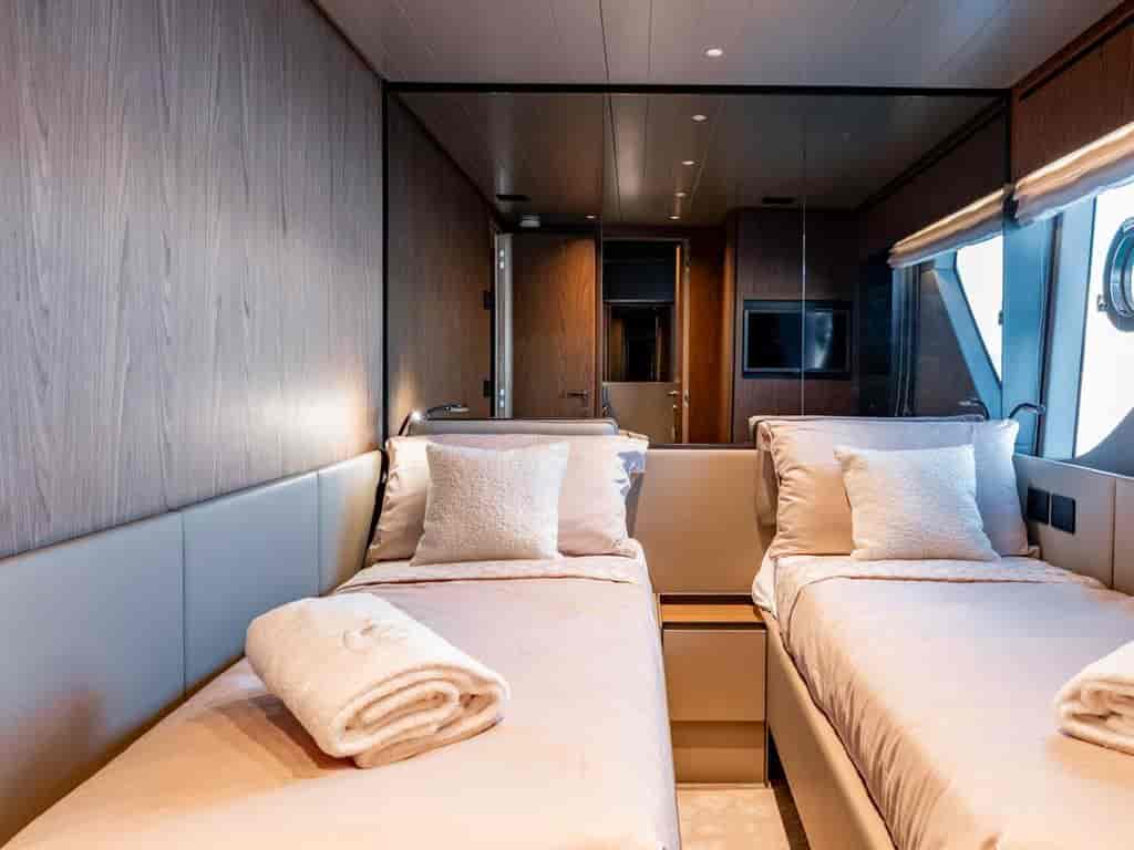 Boat picture 25
