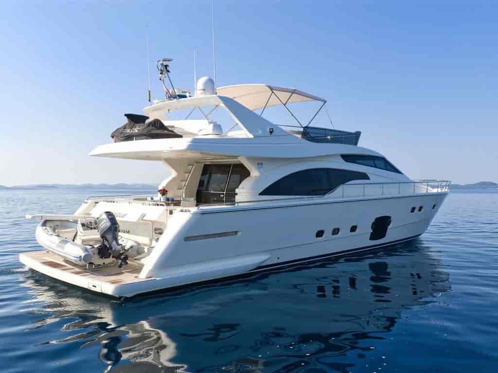 Photo 6 of M/Y Dominique