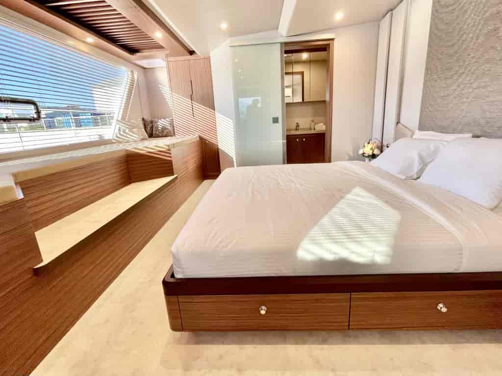 Boat picture 9