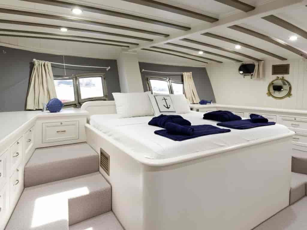 Boat picture 12