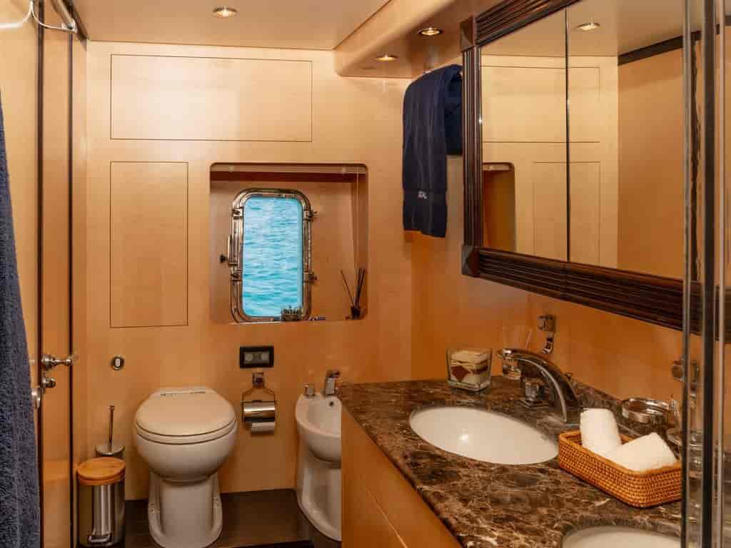 Boat picture 6