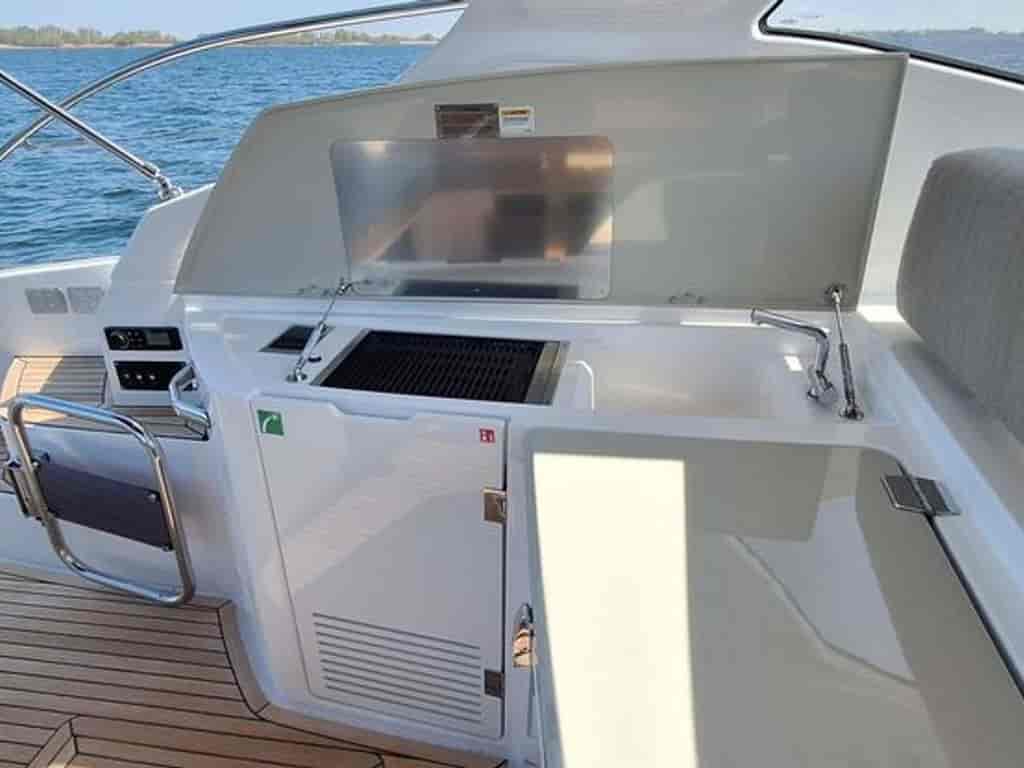 Boat picture 17