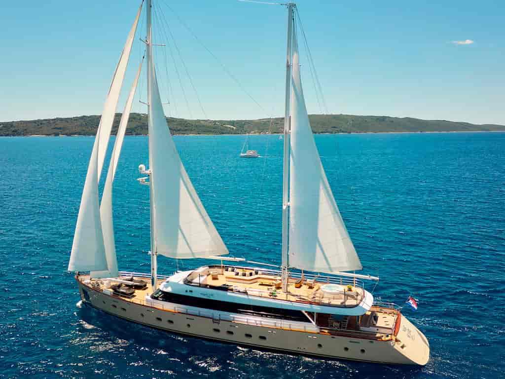 Boat picture 16