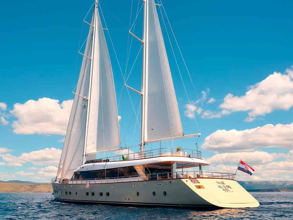 Boat picture 9
