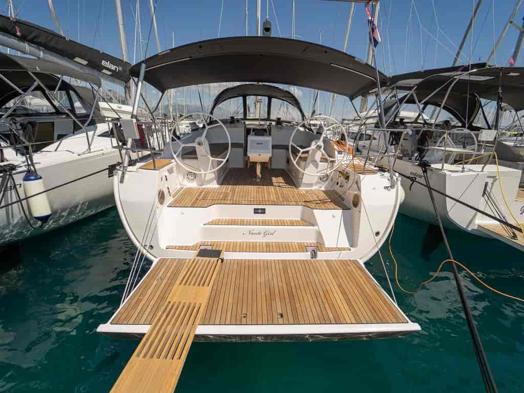 Photo 3 of Nauti Girl