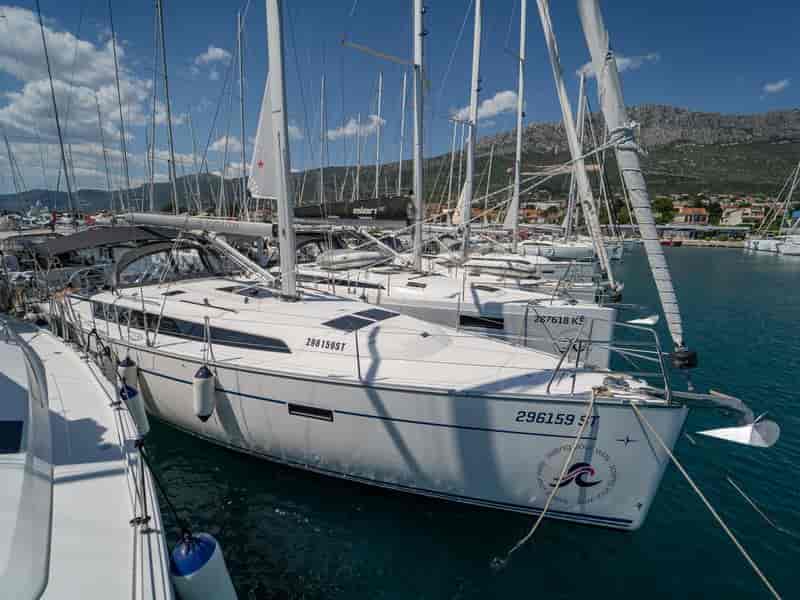 Photo 1 of Nauti Girl