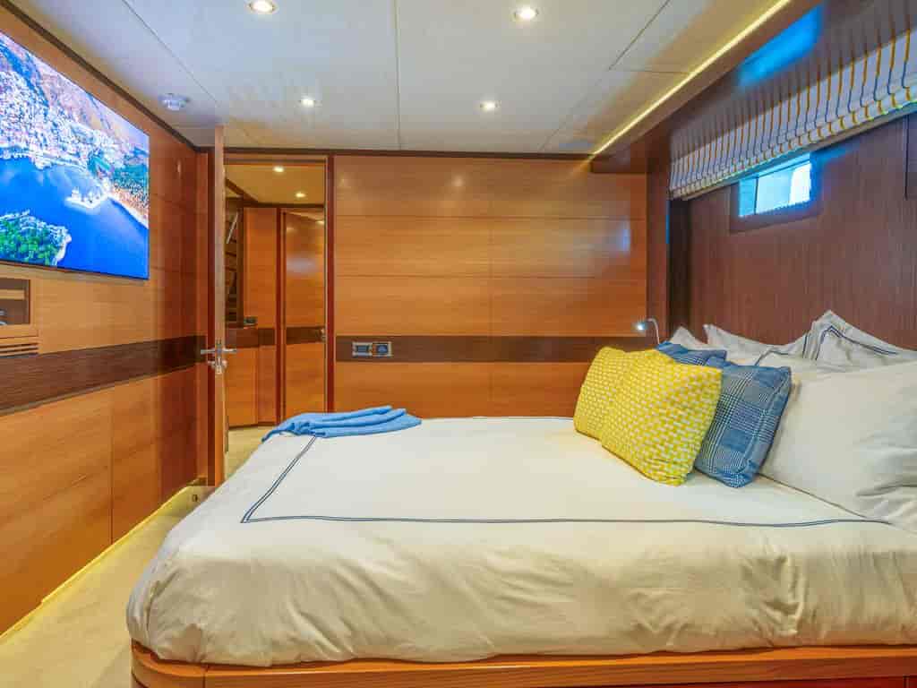 Boat picture 17