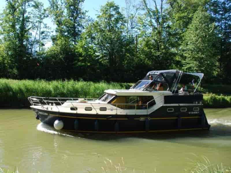 Boat picture 1