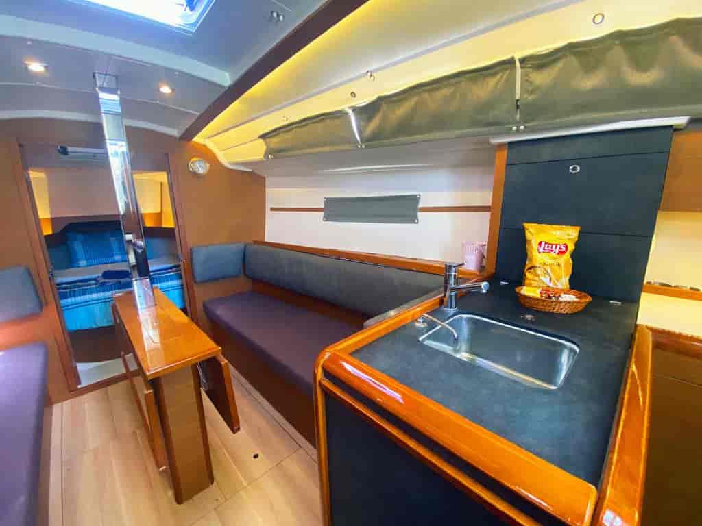 Boat picture 9