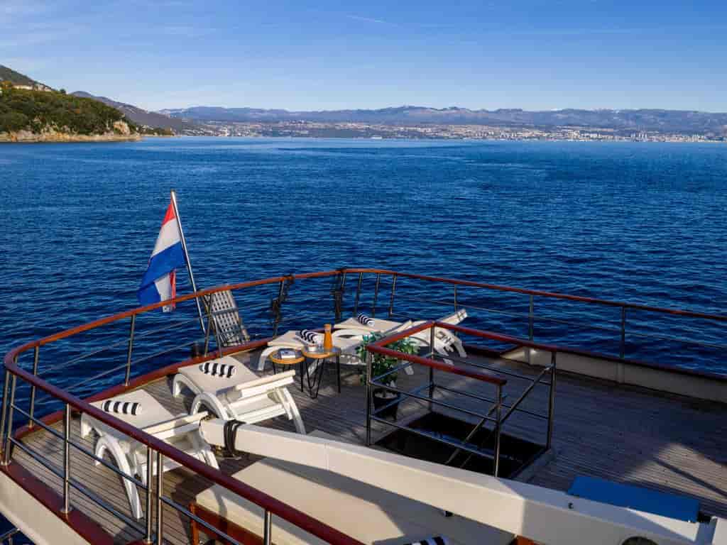 Boat picture 13