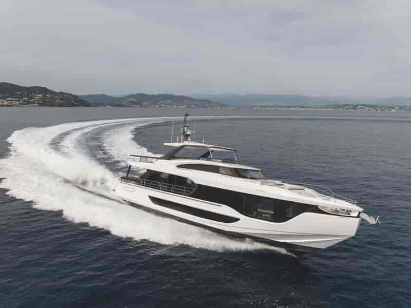 Photo of undefined, image 1 of 17