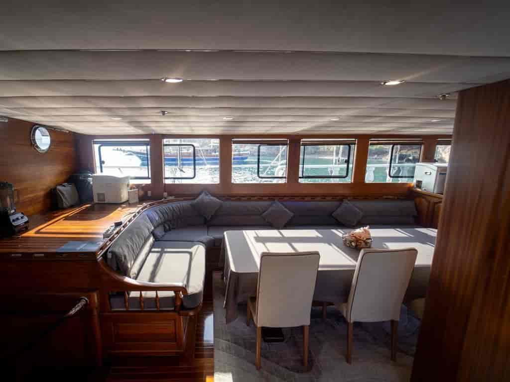 Boat picture 14