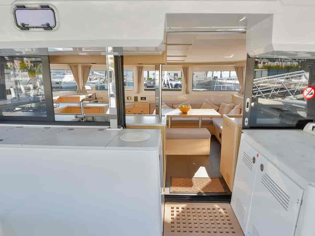 Boat picture 14