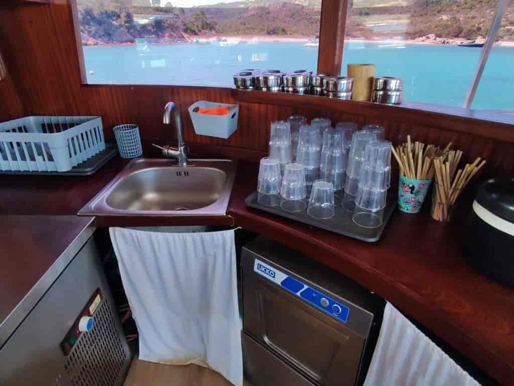 Boat picture 19