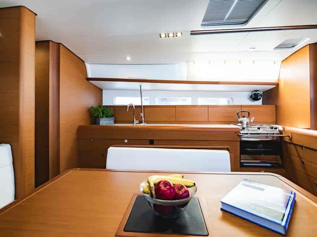 Boat picture 9