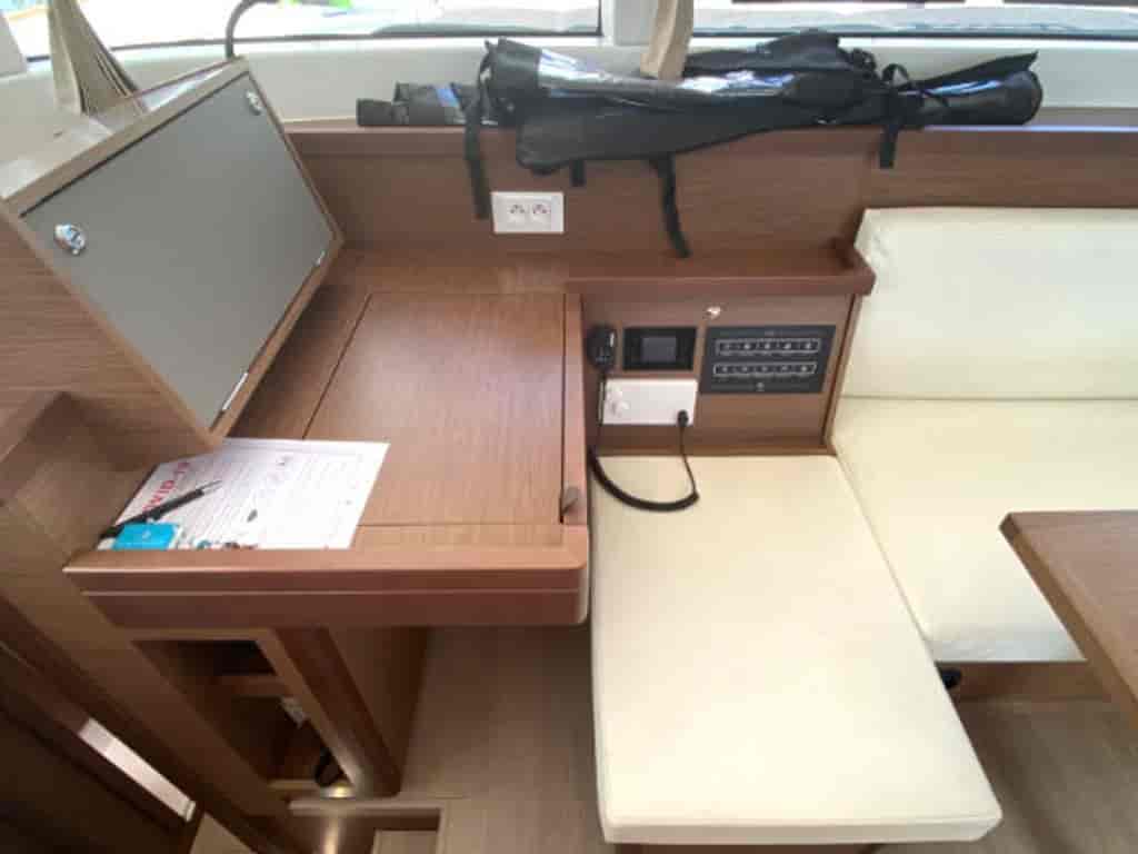 Boat picture 9