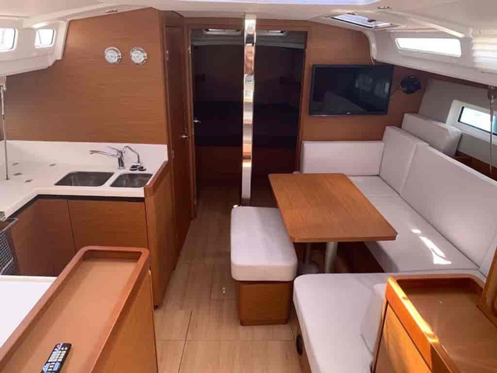 Boat picture 9