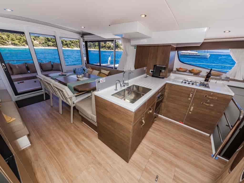 Boat picture 13
