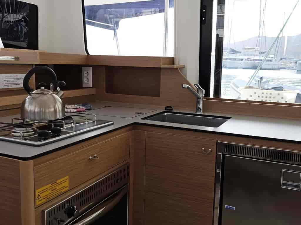 Boat picture 17