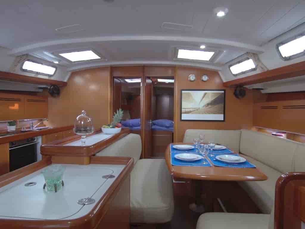 Boat picture 9
