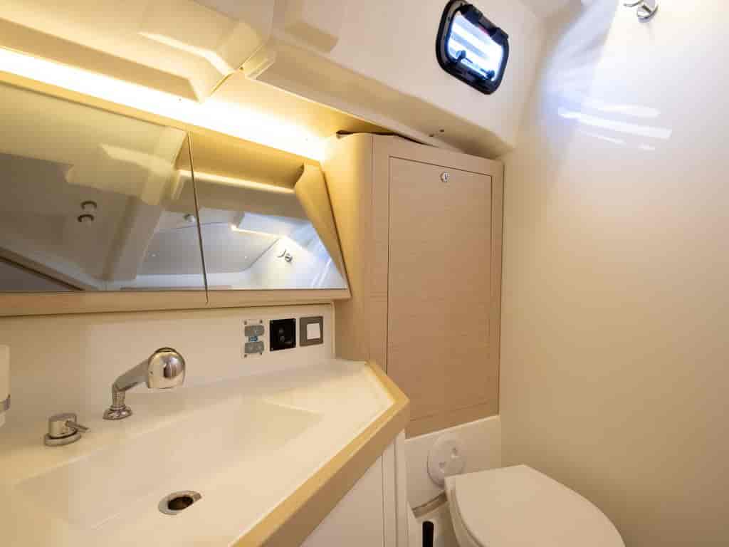 Boat picture 9