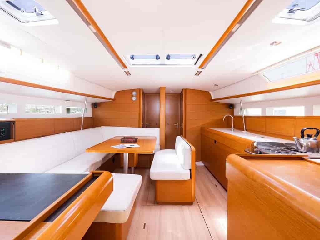 Boat picture 9