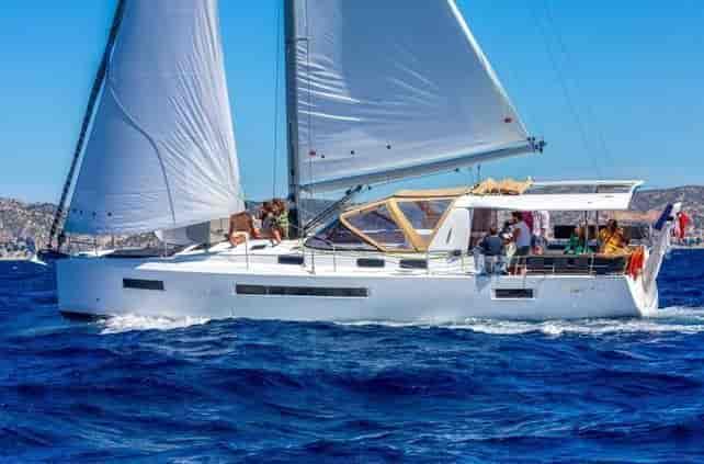Photo of AINAROS, image 1 of 5