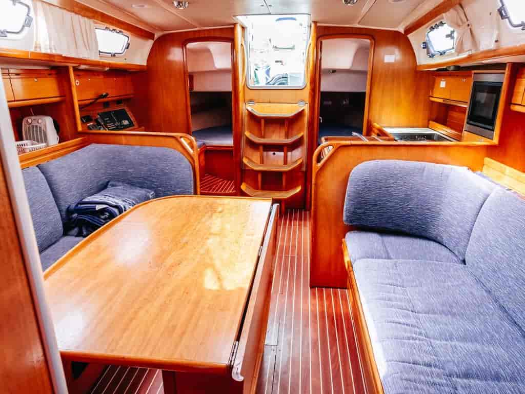 Boat picture 9
