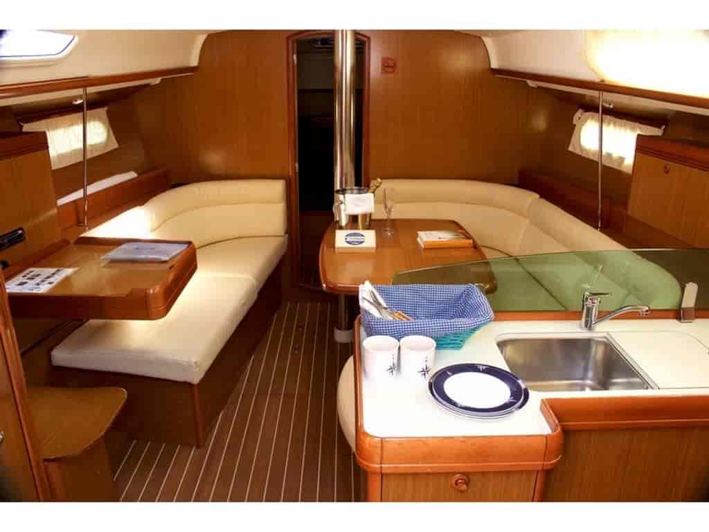 Boat picture 16