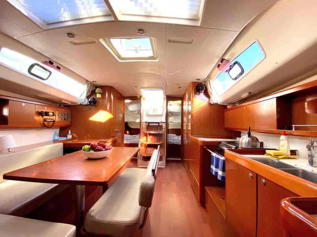 Boat picture 9
