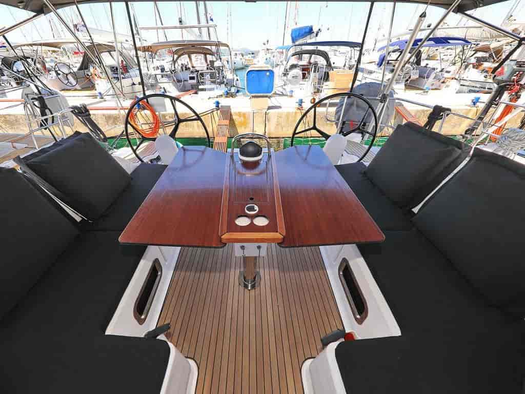 Boat picture 9