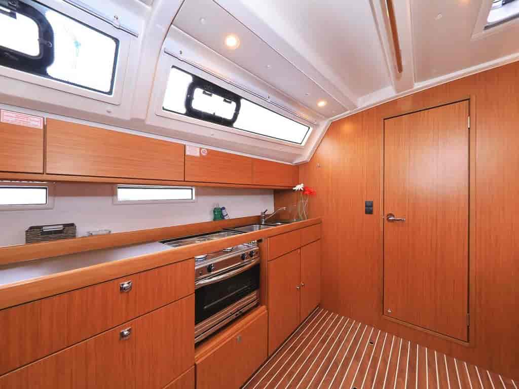 Boat picture 16