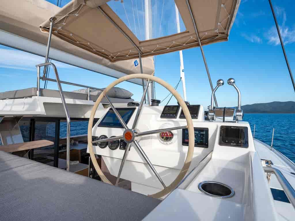 Boat picture 17