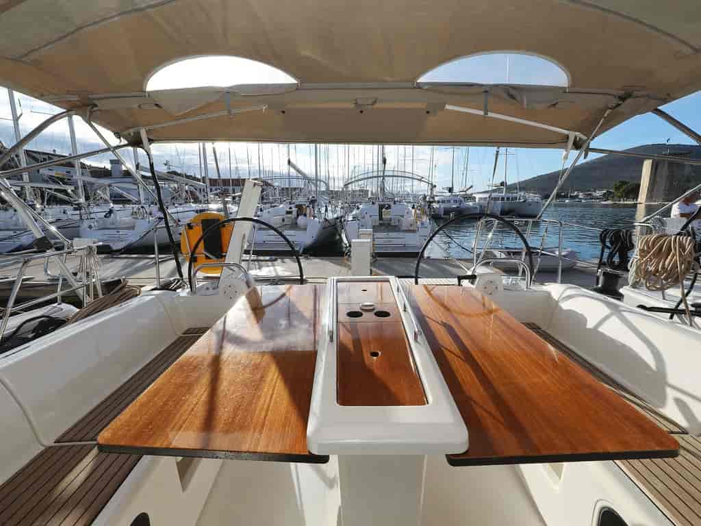 Boat picture 9
