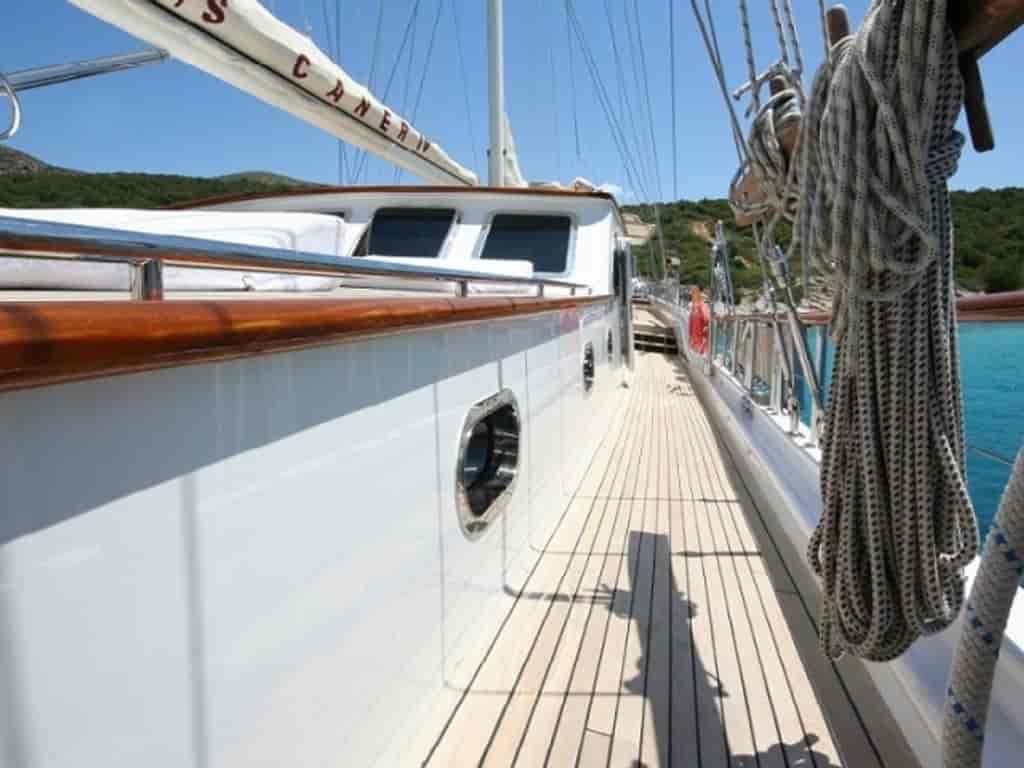 Boat picture 9