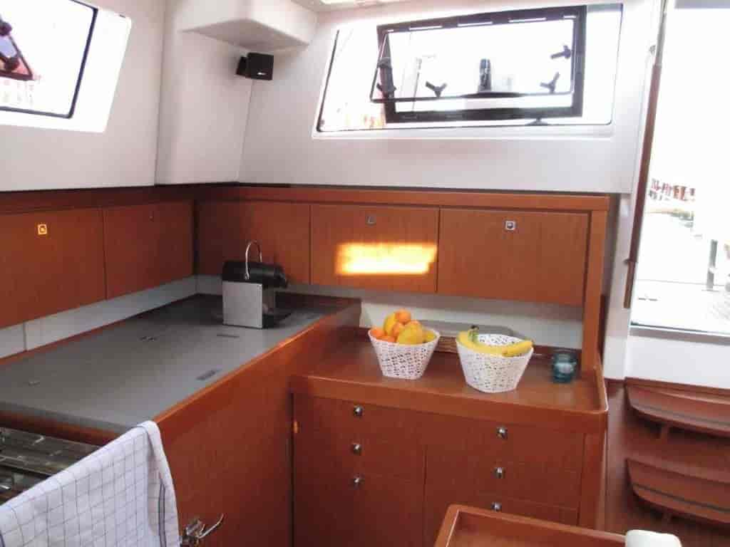 Boat picture 9