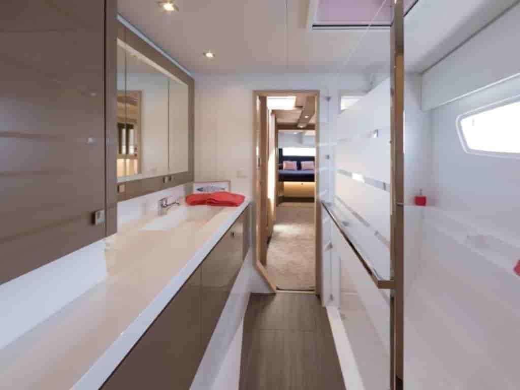 Boat picture 13