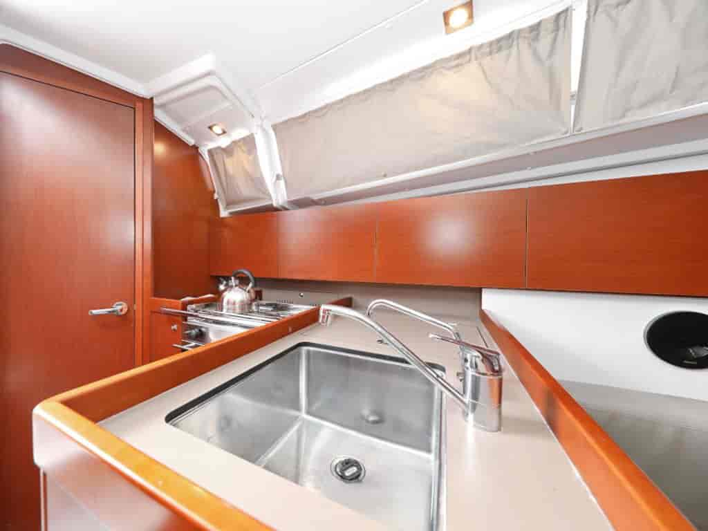 Boat picture 18