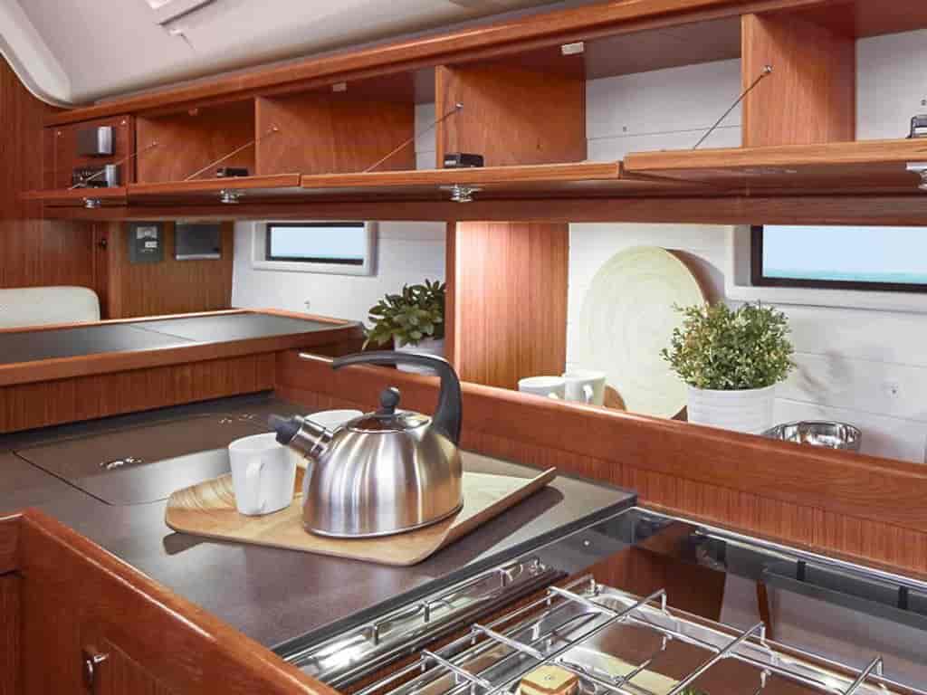 Boat picture 9