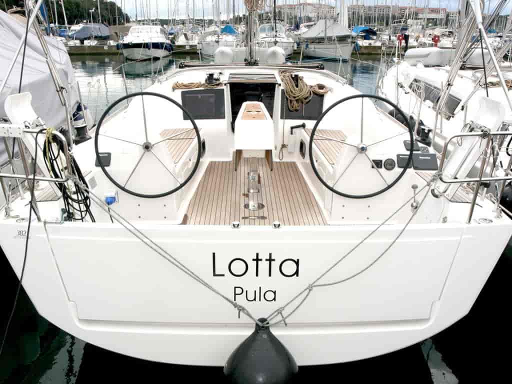 Photo 3 of Lotta