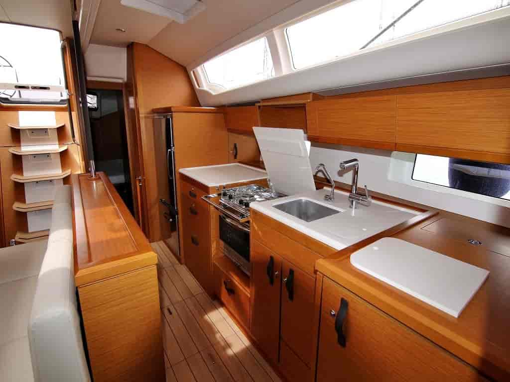Boat picture 9