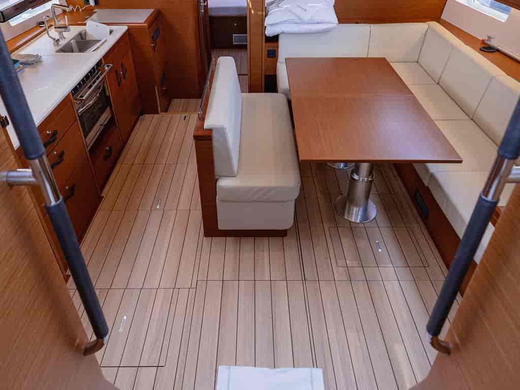 Boat picture 9