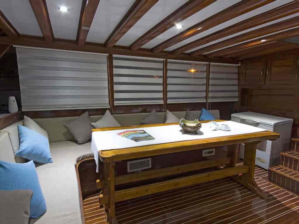 Boat picture 18