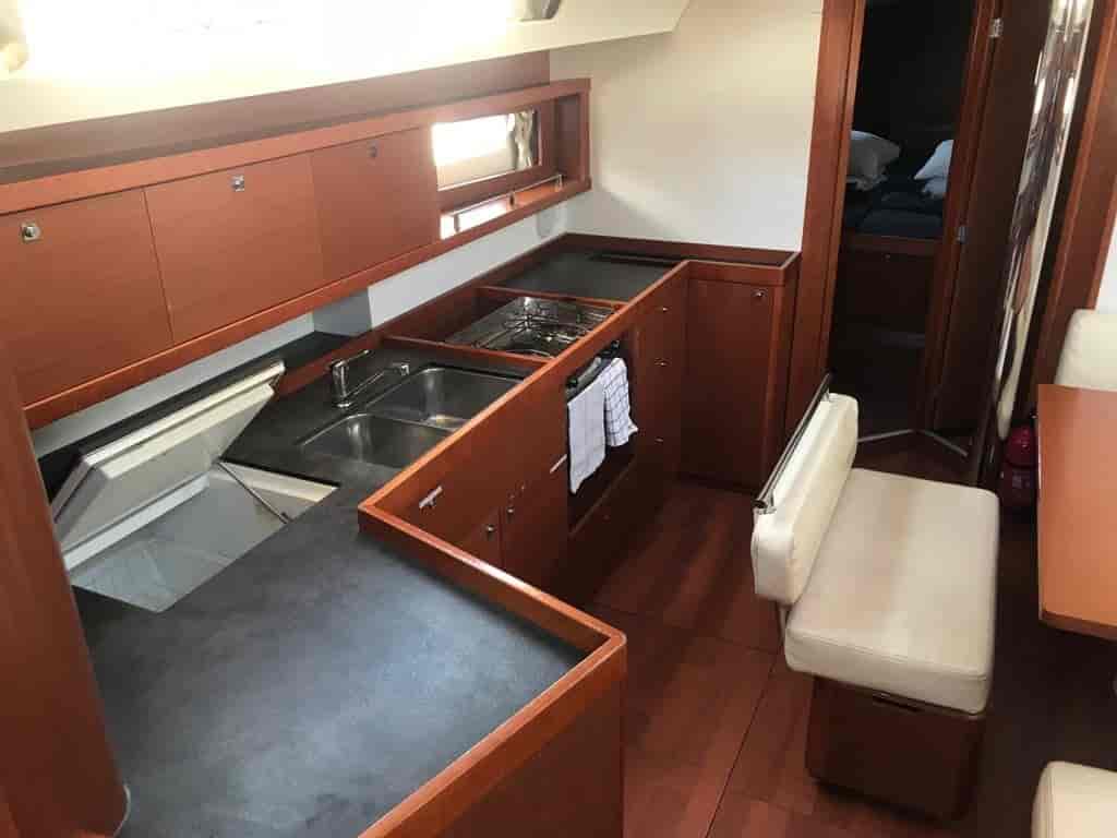 Boat picture 9