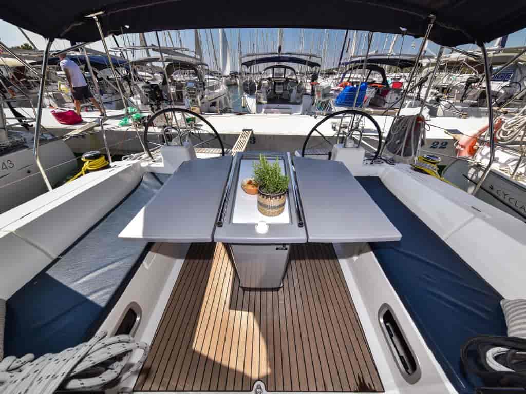 Boat picture 9